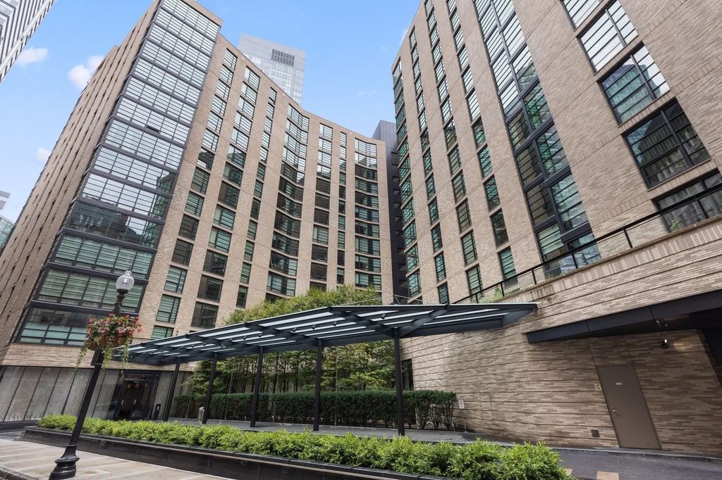 580 Washington #204, Boston