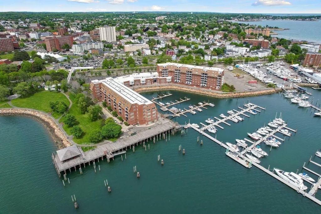 150 Lynnway #402, Lynn