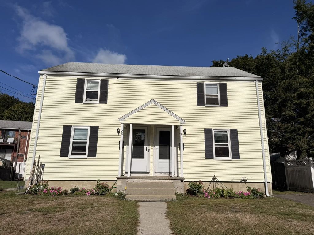 26-28 Hamilton Rd #26, Wakefield