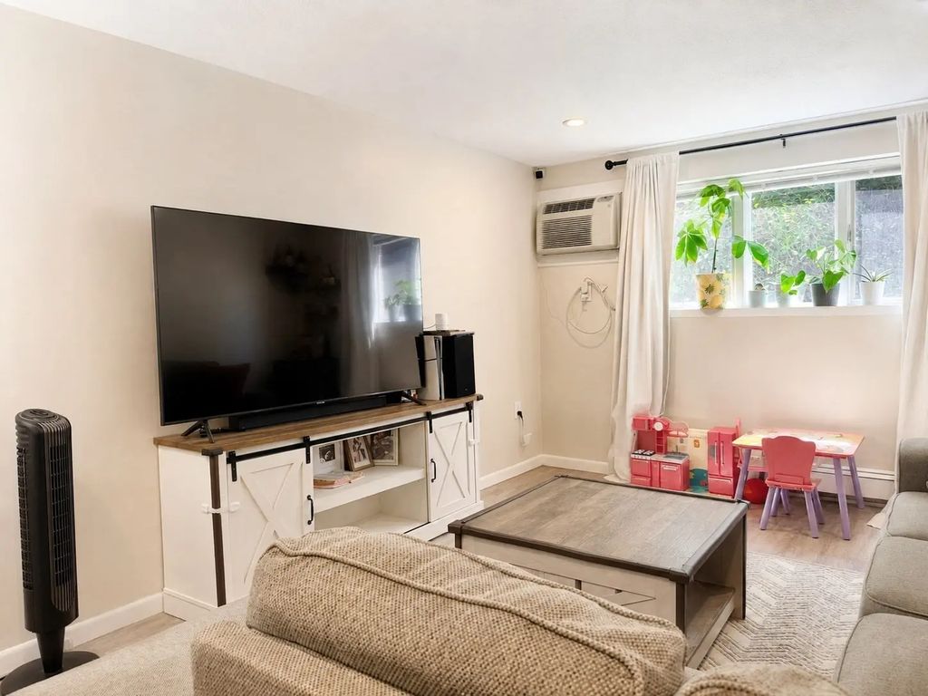 21 Greenwood Street #3, Melrose