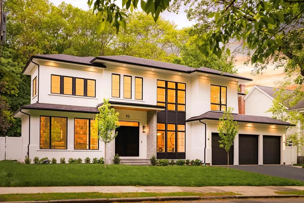 95 Blake Street, Newton