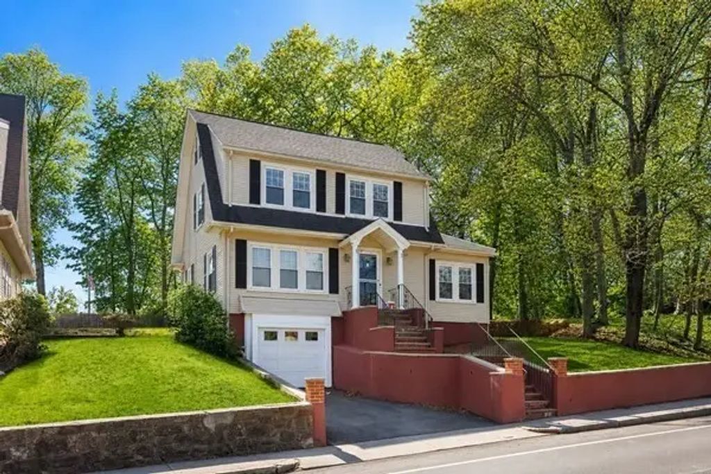 428 Boylston St, Brookline