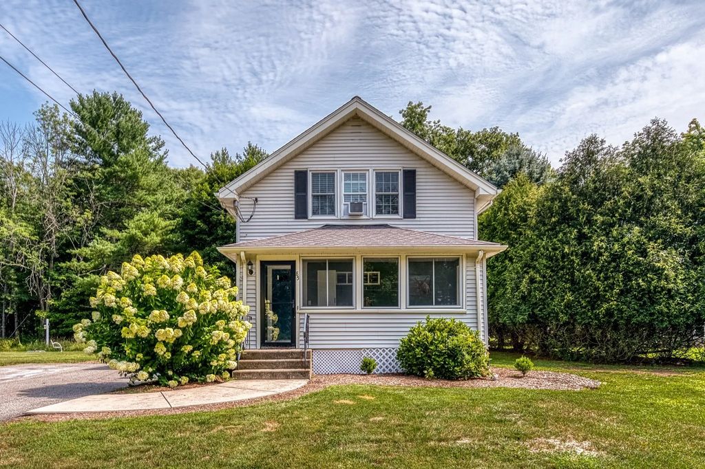 85 Lincoln Rd, Walpole