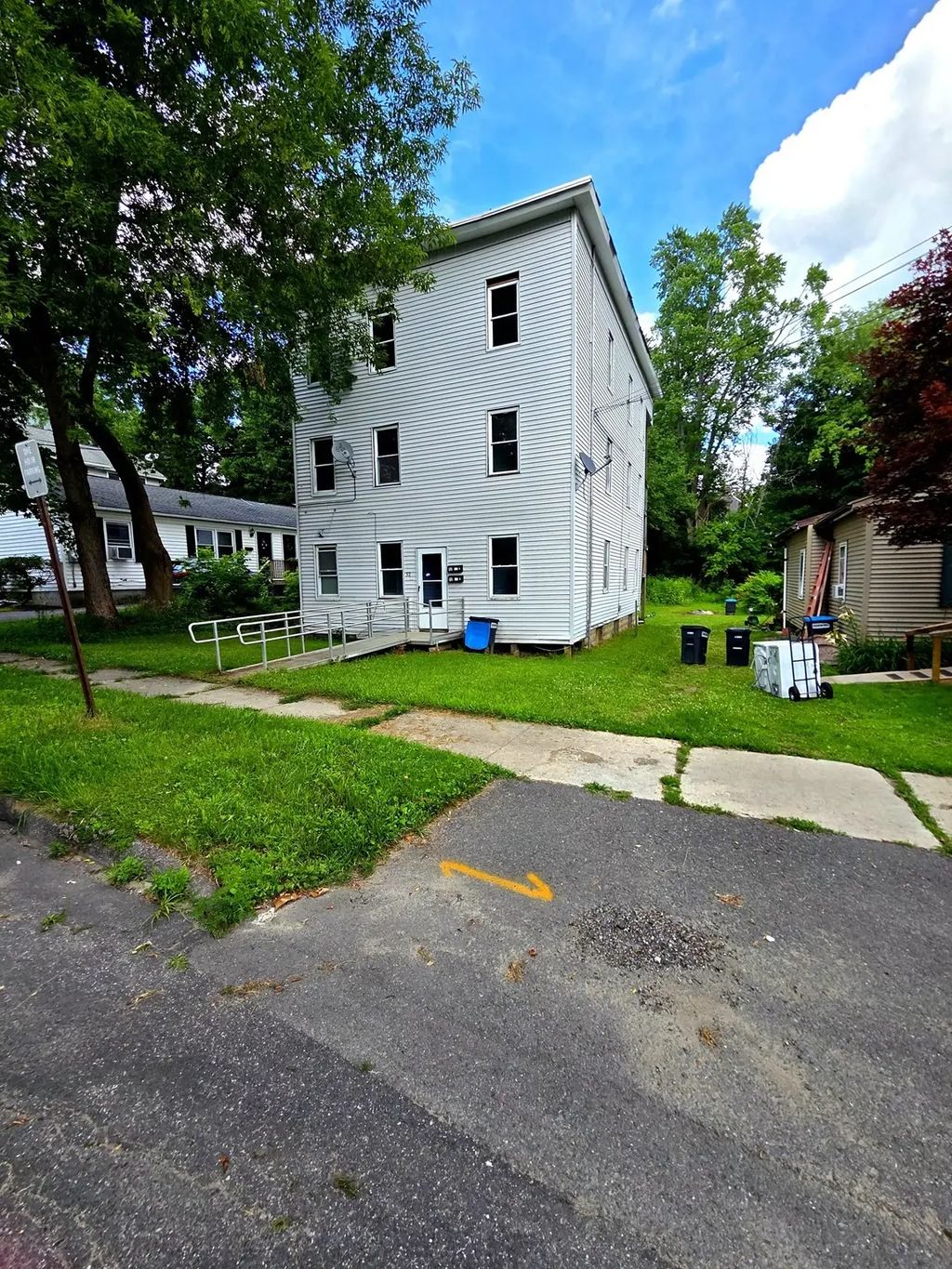 32 Westminister St, Pittsfield