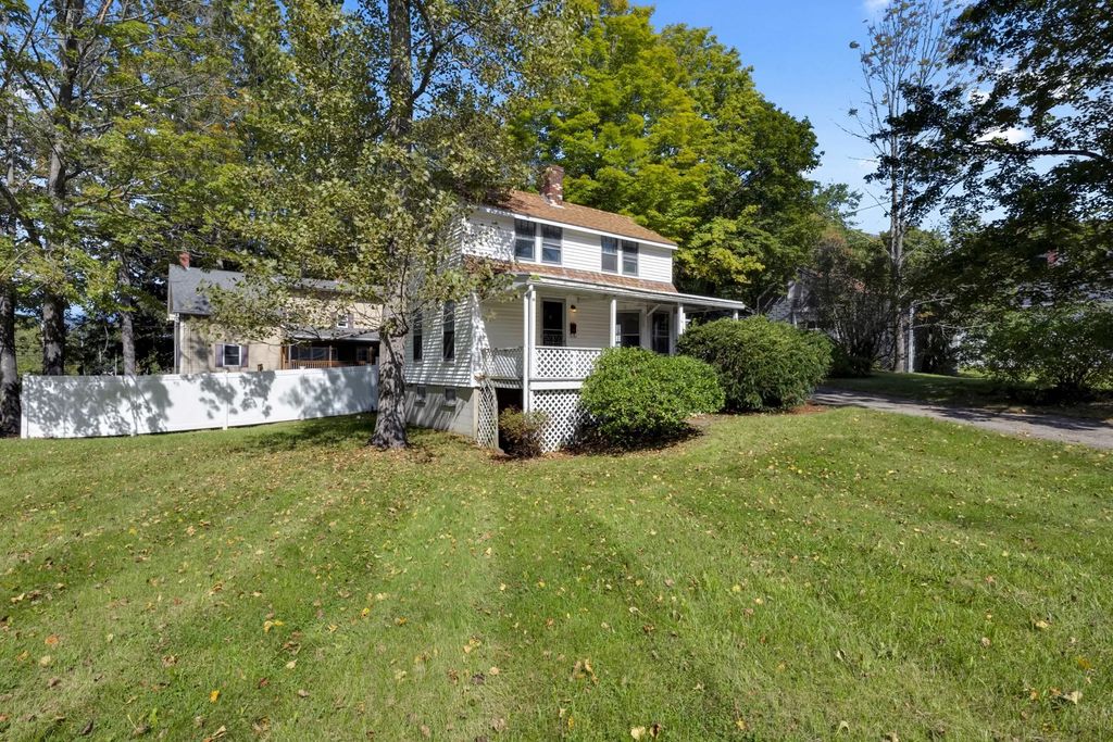 3 Fullam Hill Rd, North Brookfield