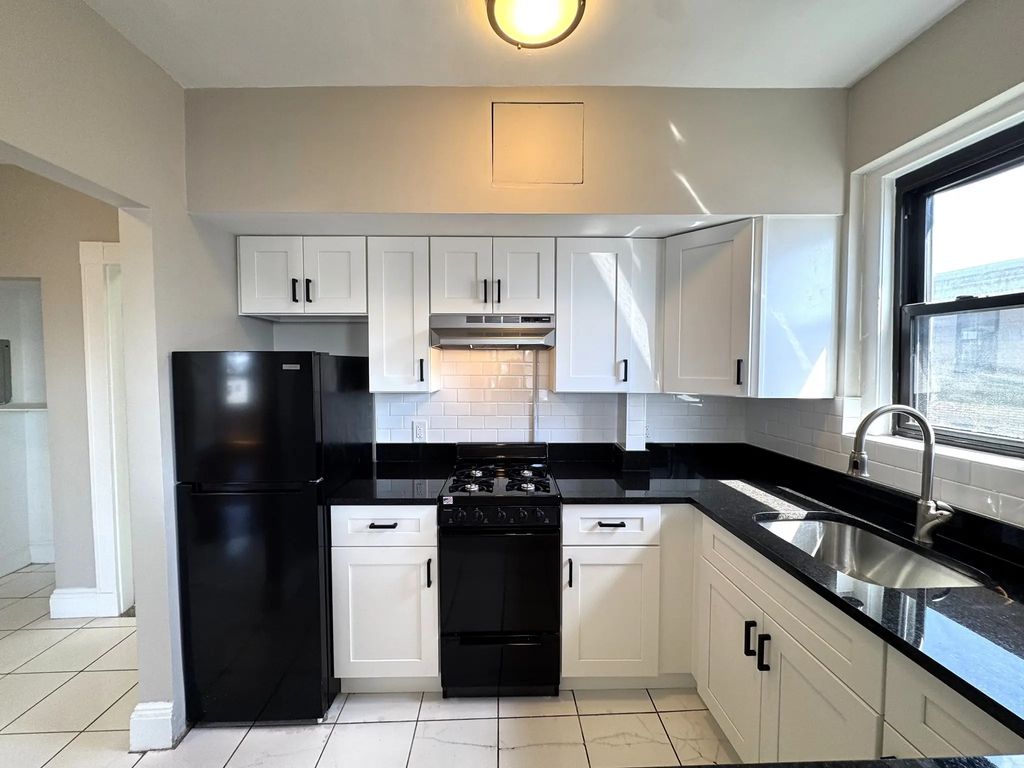 333 Broadway #23, Somerville