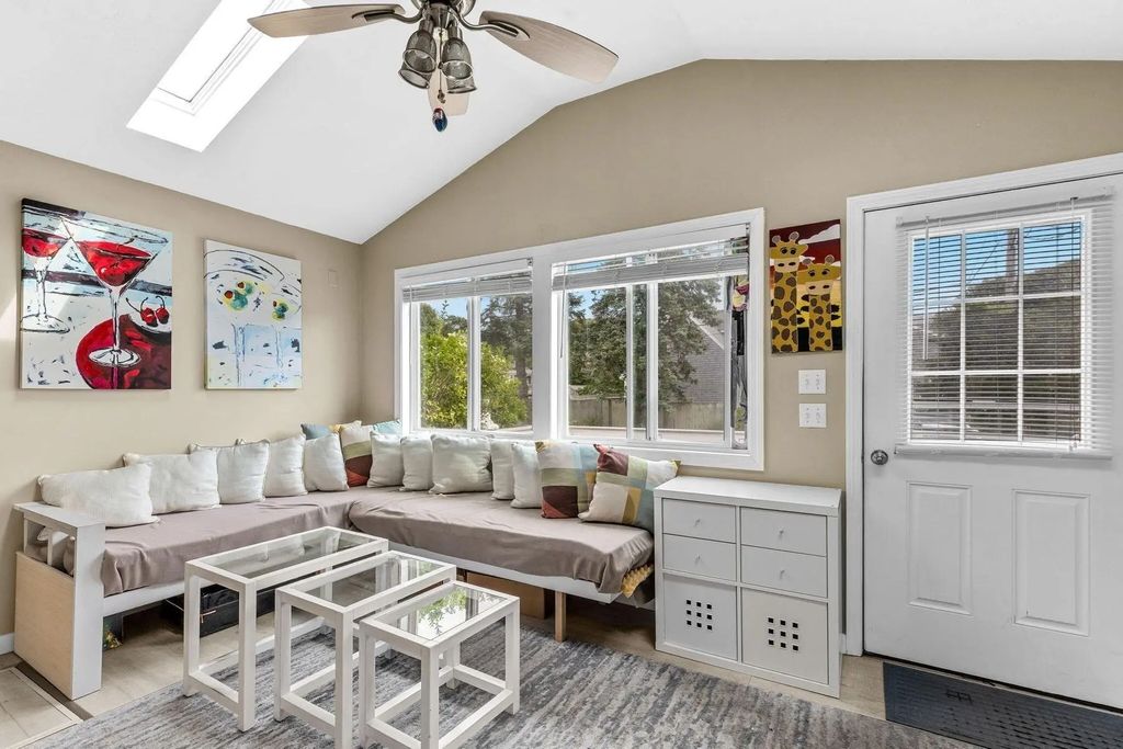 20 Off Conwell Street #unit 2, Provincetown