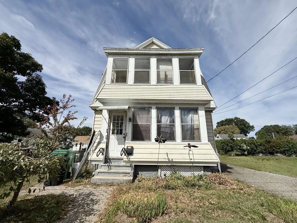 30 Dalton Ave, Chicopee