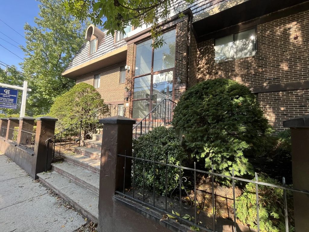 84 Grant St #2, Somerville