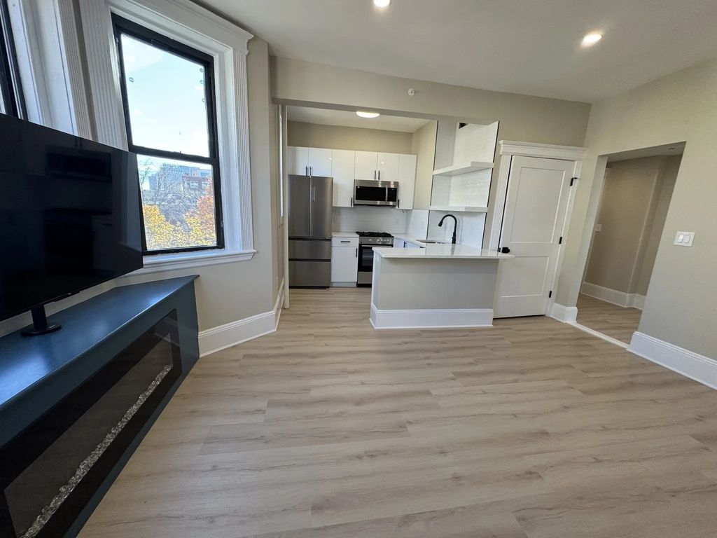41 Edgerly Rd #52, Boston