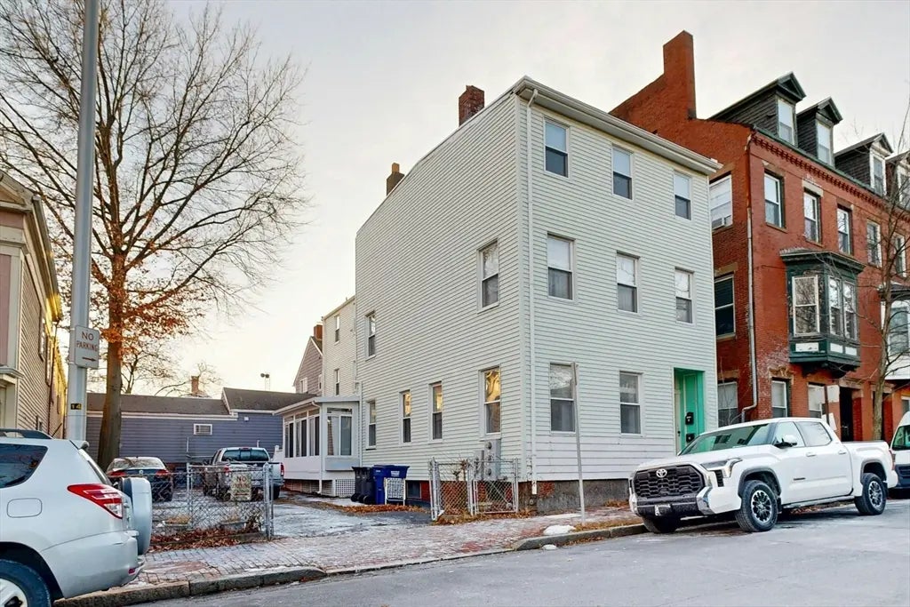 78 Otis Street, Cambridge