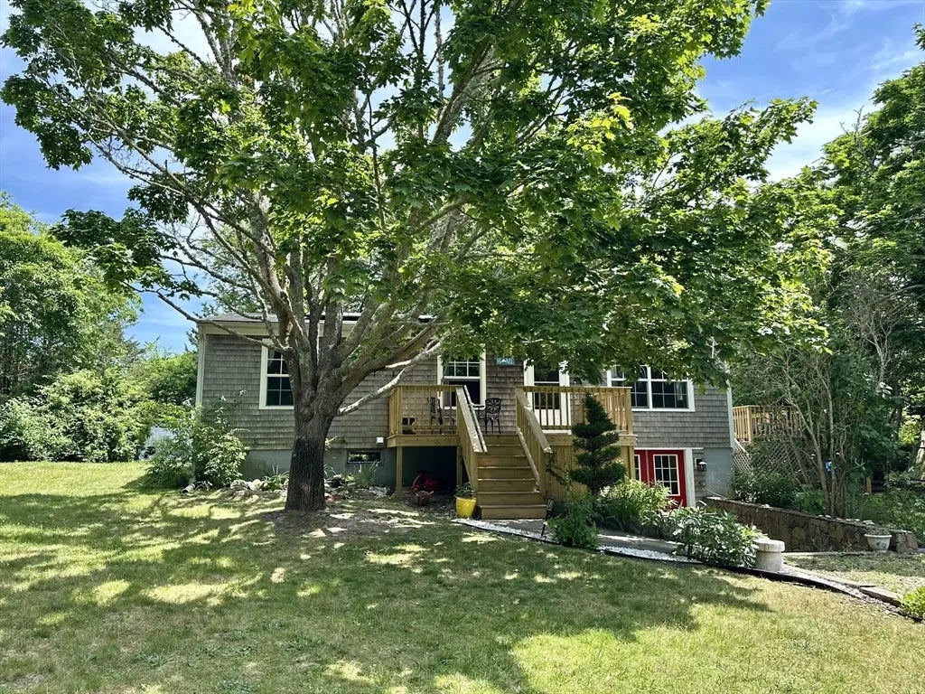 67 12th St S, Edgartown