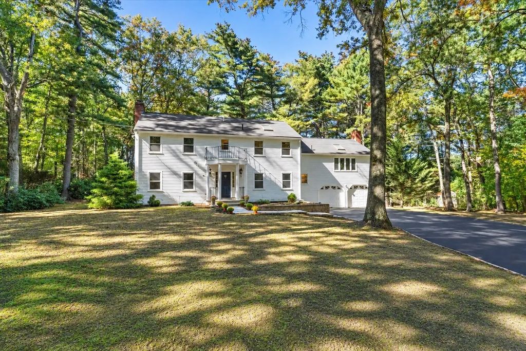 90 Deacon Haynes Rd, Concord