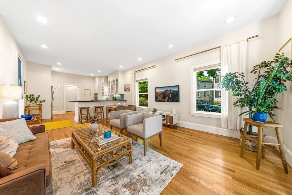 36 Oak St #1, Somerville