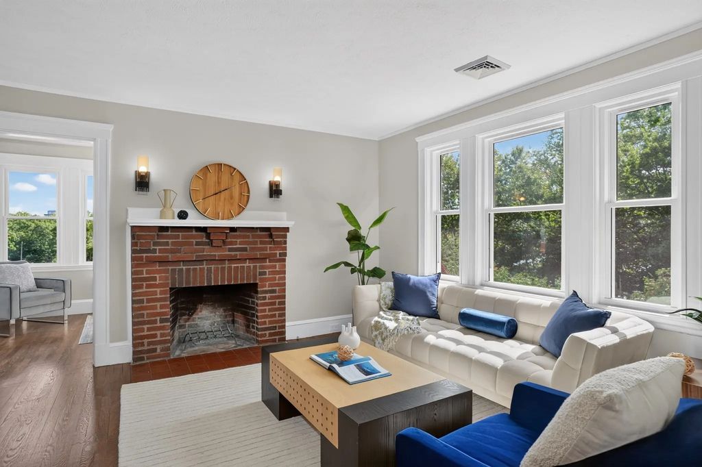 330 Charles River Rd #330, Watertown