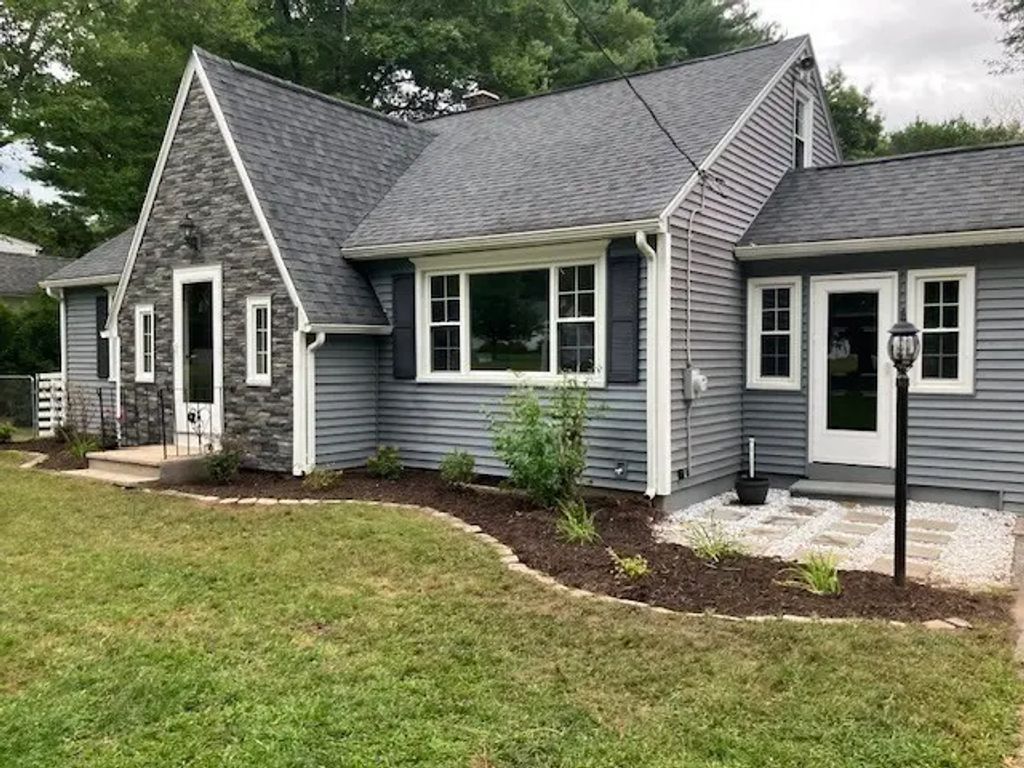 1076 Stony Hill Rd, Wilbraham