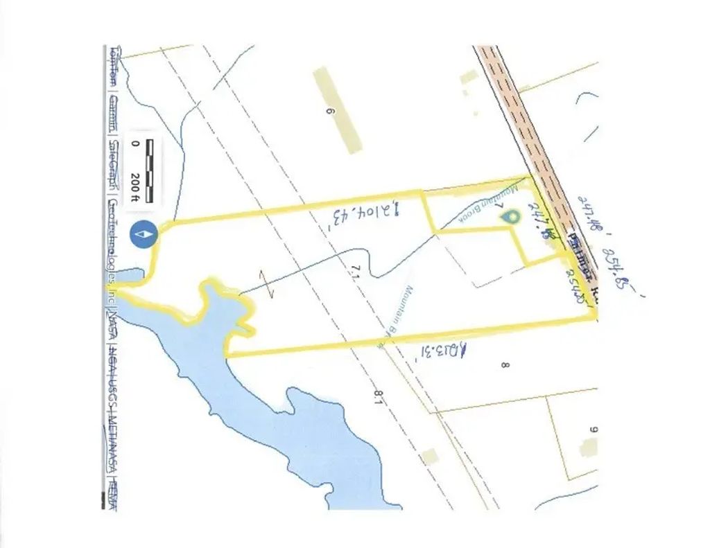 65 Palmer Rd, Brimfield