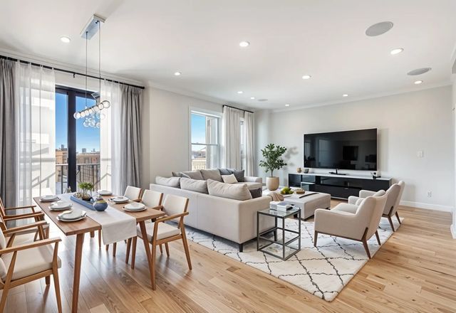340 West 2nd Street #17, Boston