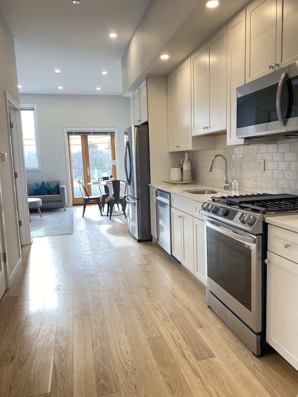 385 Pleasant St #5, Watertown