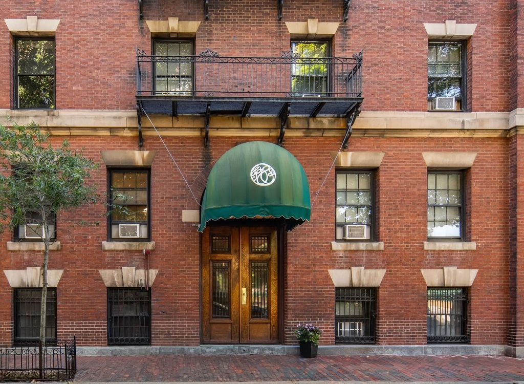 112 Pinckney St #46, Boston