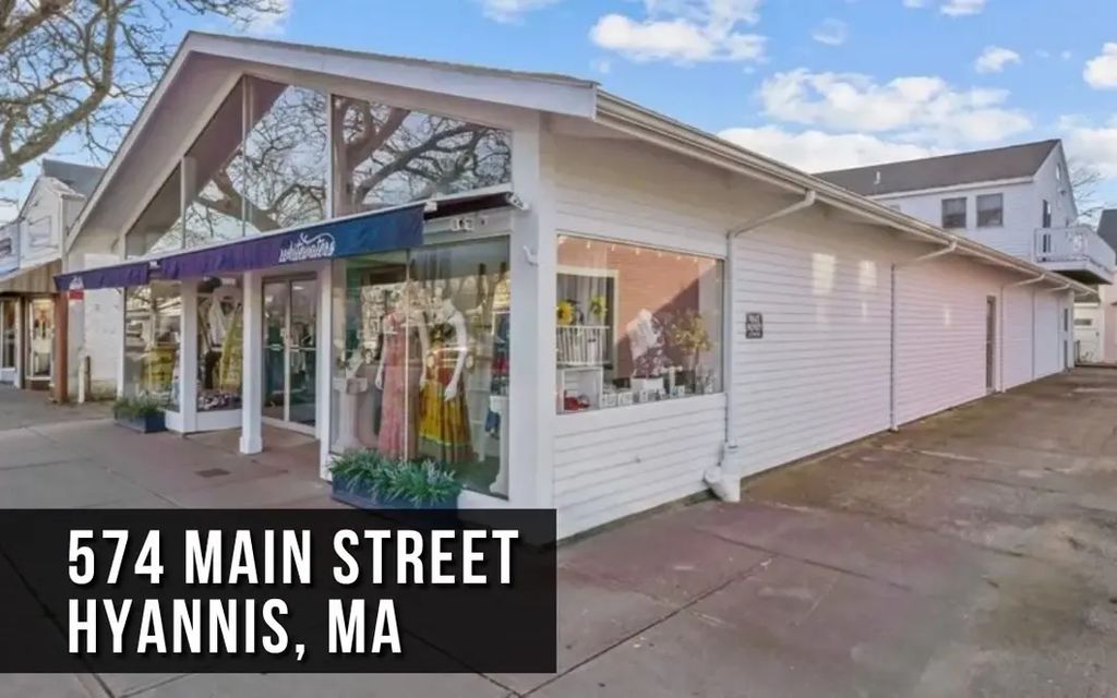 574 Main St, Barnstable