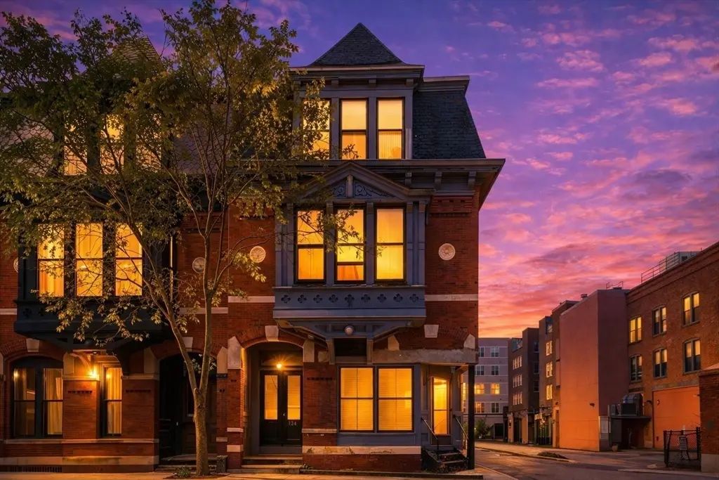 124 F St, Boston