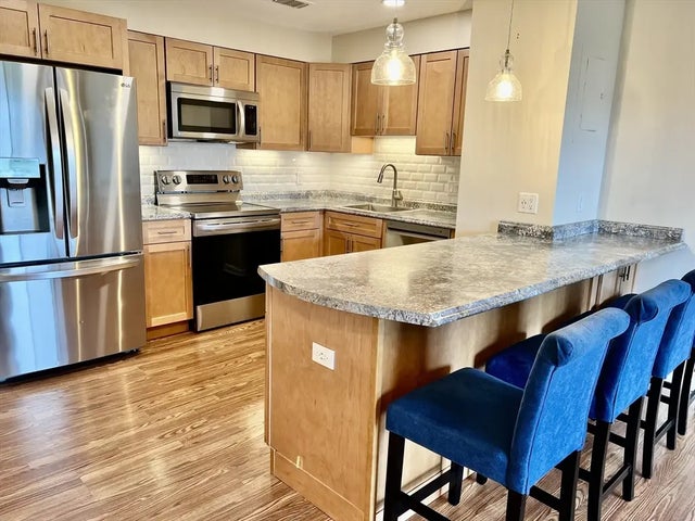 1006 Paradise Rd #3r, Swampscott