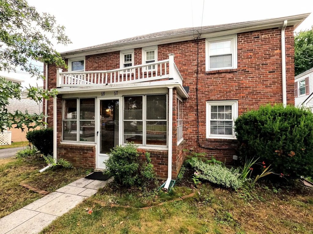 67-69 York Ave, Watertown