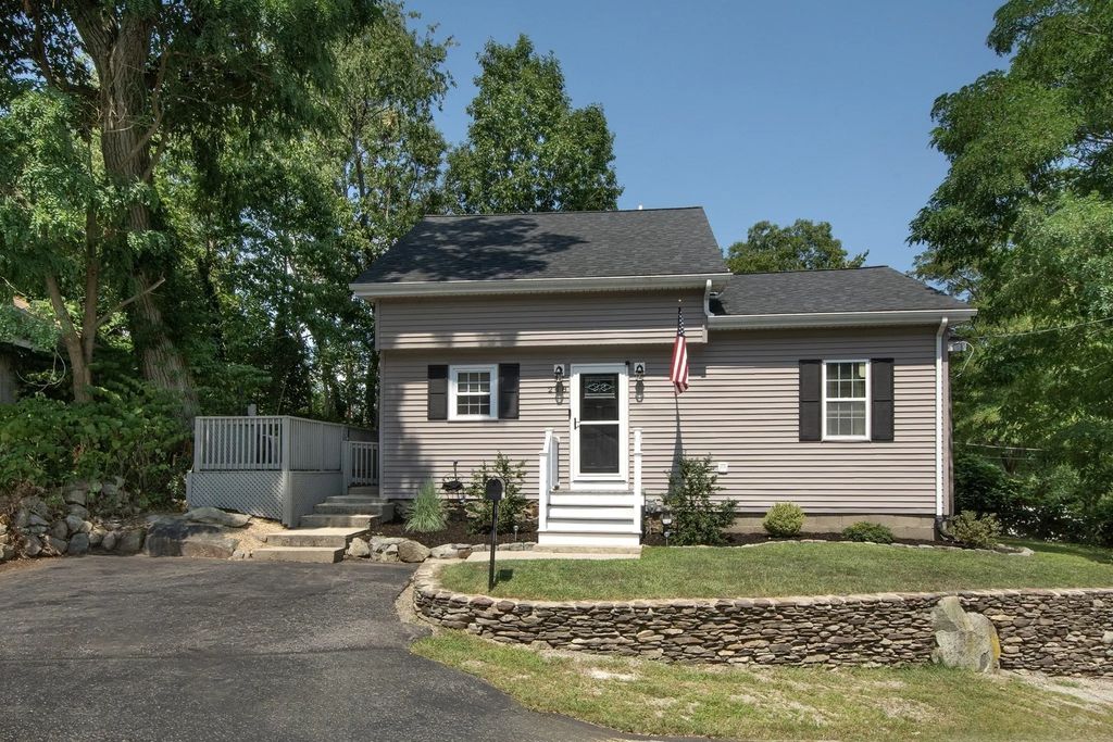 218 Westminster Rd, Weymouth