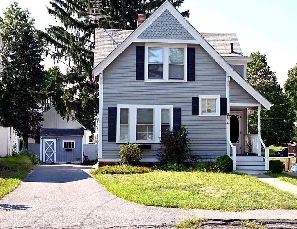 44 Lincoln St, Hudson