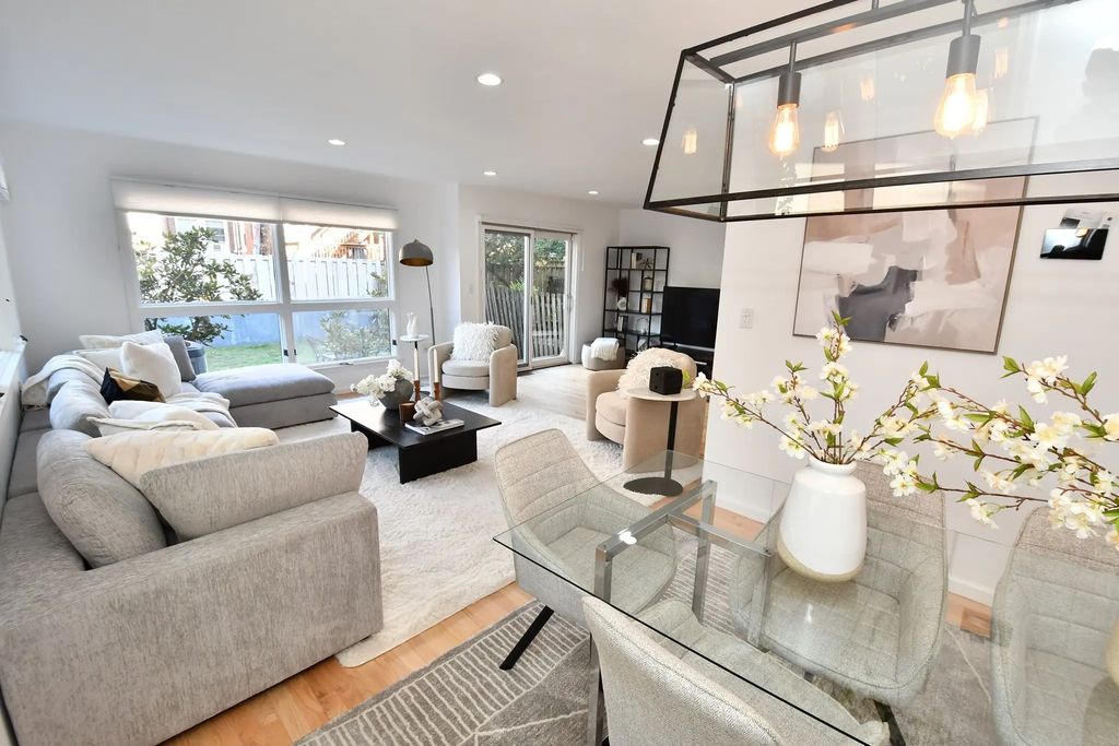 231 Fuller St, Brookline