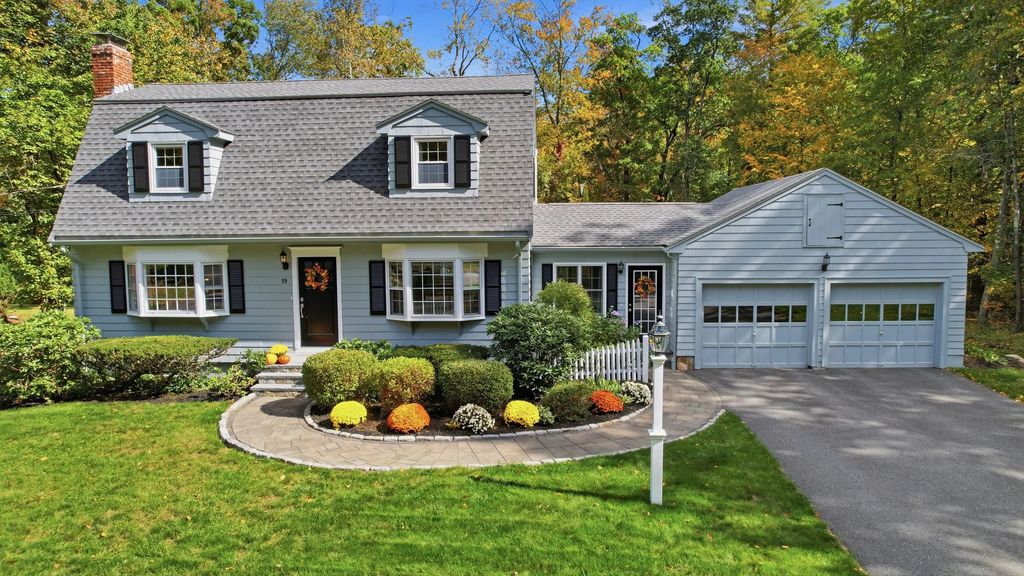 19 Evergreen Rd, Acton