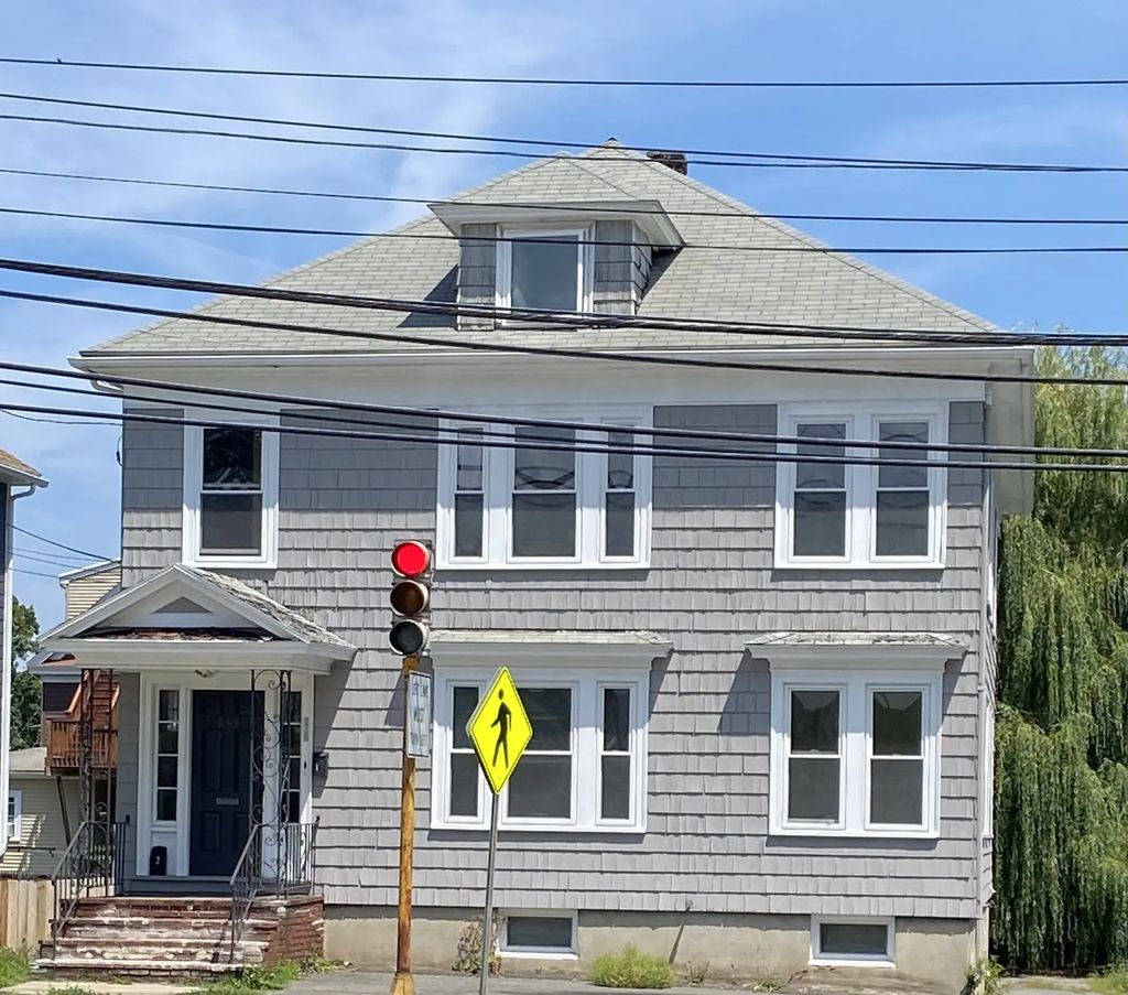 249 Loring Ave, Salem