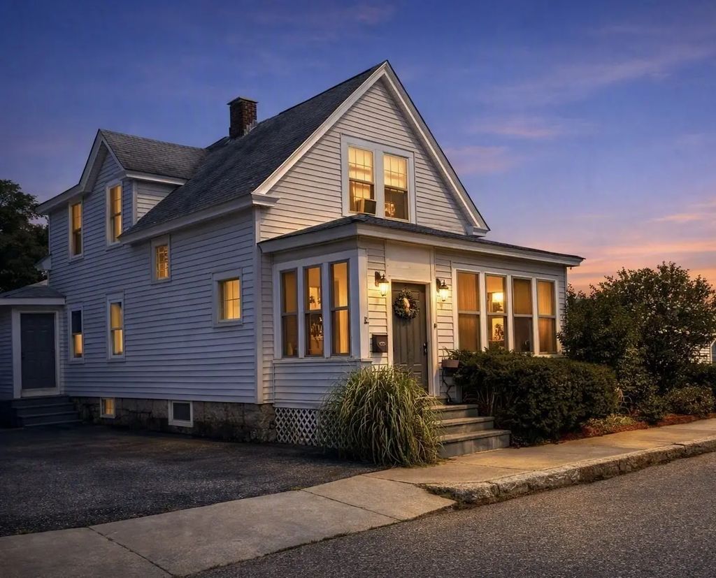 25 Parker Hill Ave, Milford