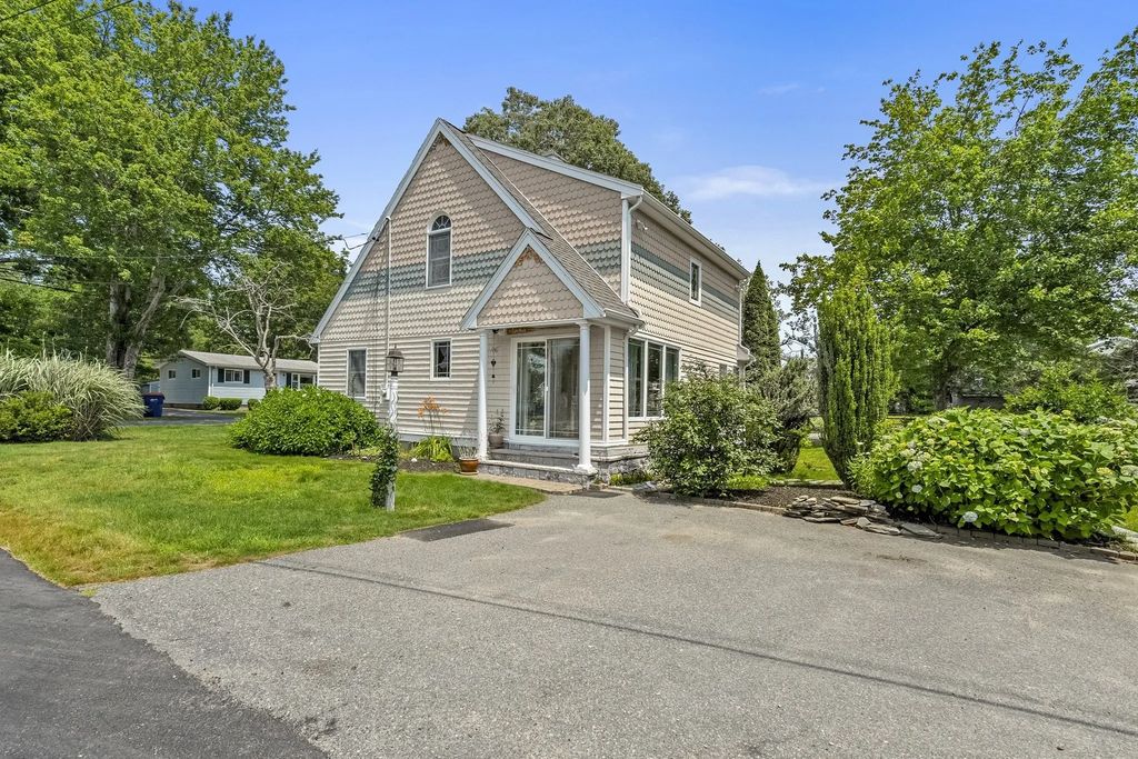 6 North Road, Mattapoisett