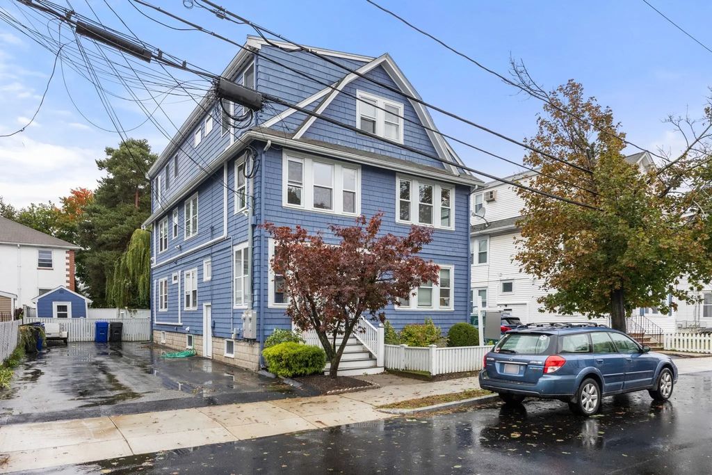 20 Silk St #2, Arlington