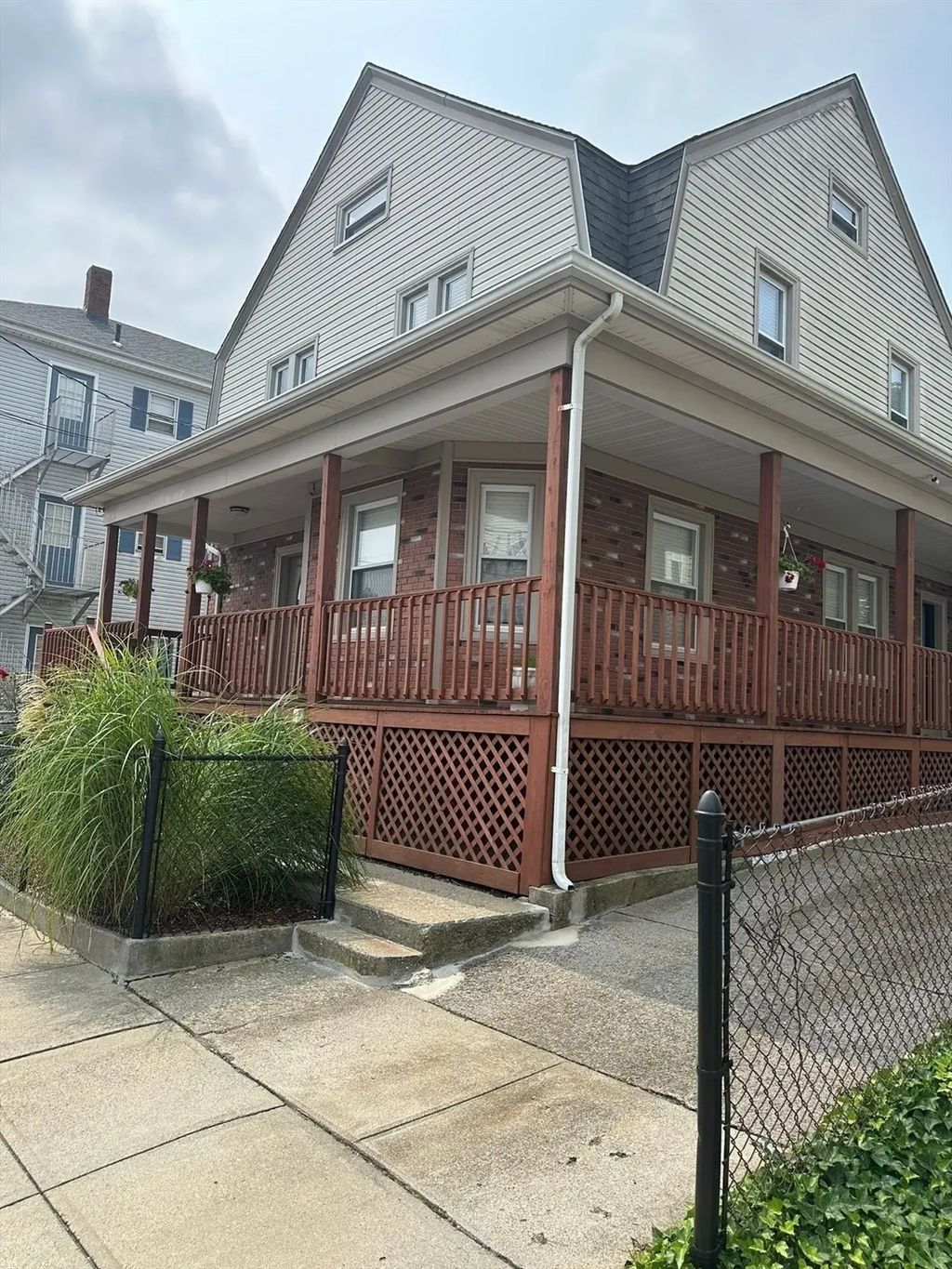 282 Orange Street #1, Fall River