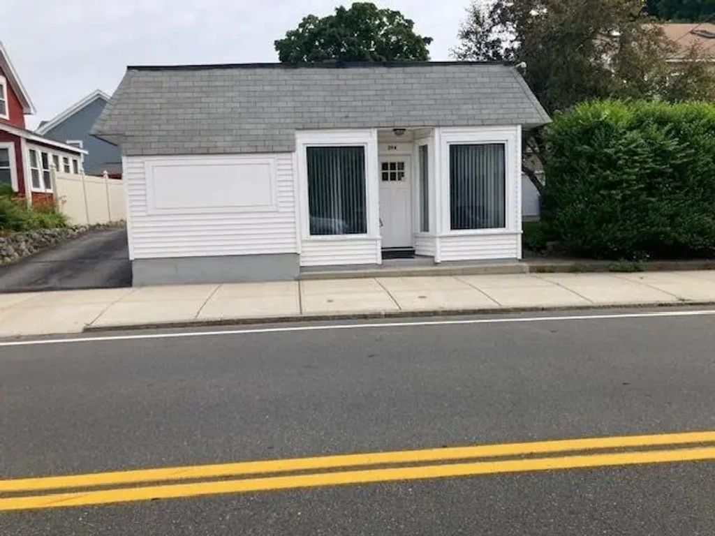 294 Water Street, Wakefield