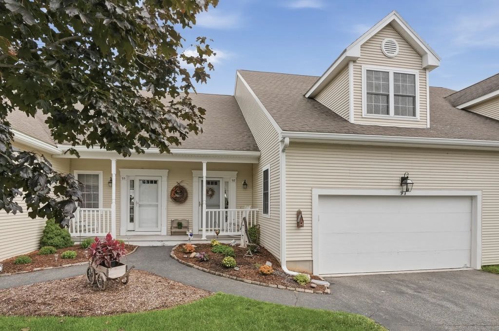 97 Horne Way #97, Millbury