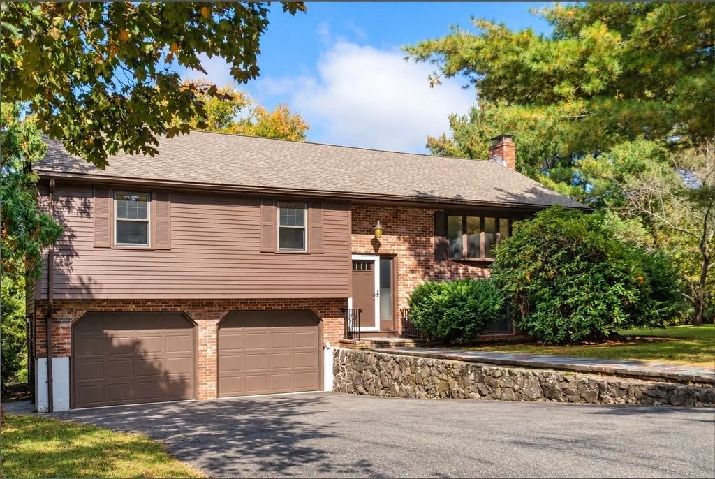 6 Aricia Ln, Winchester