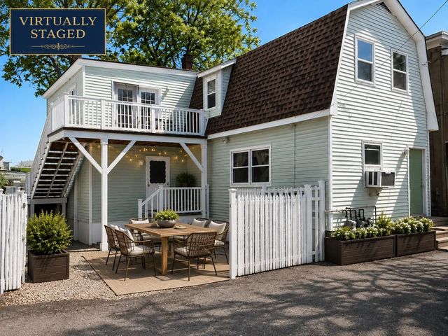 43 Dashwood St, Revere