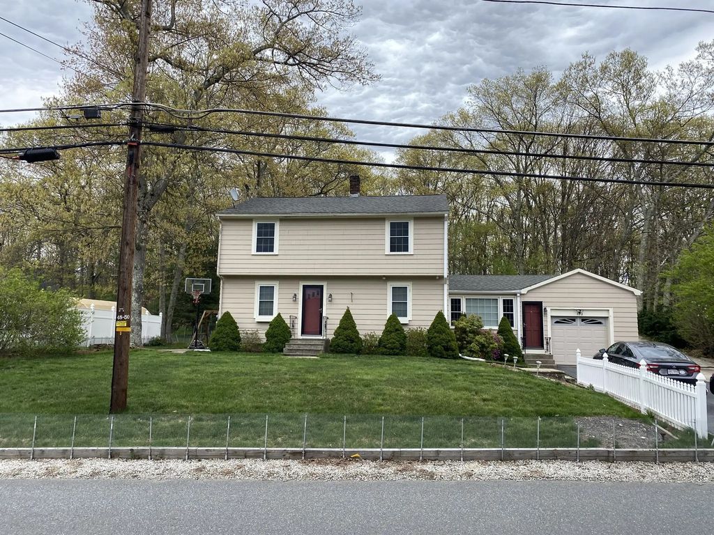 152 Mendon Street #2, Blackstone