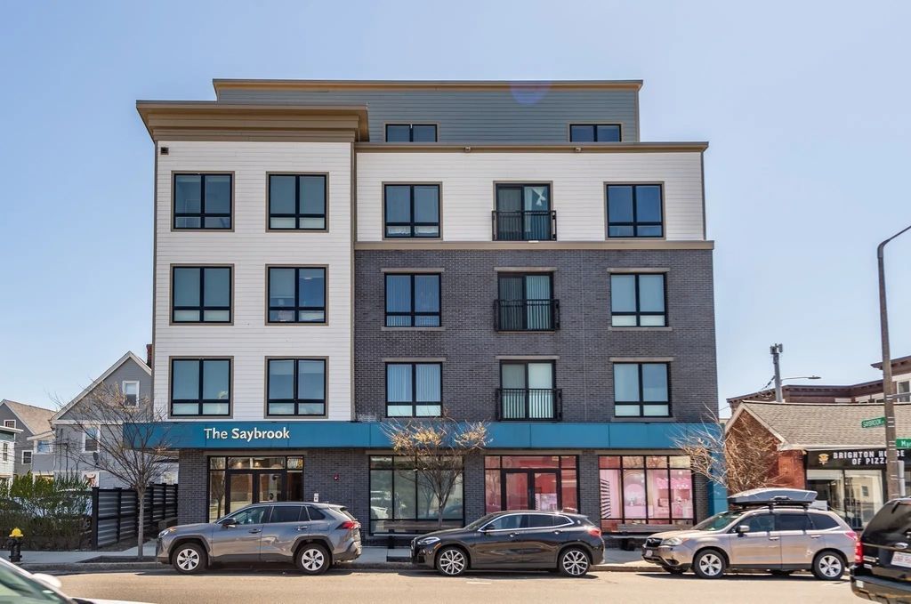 214 Market St #201, Boston