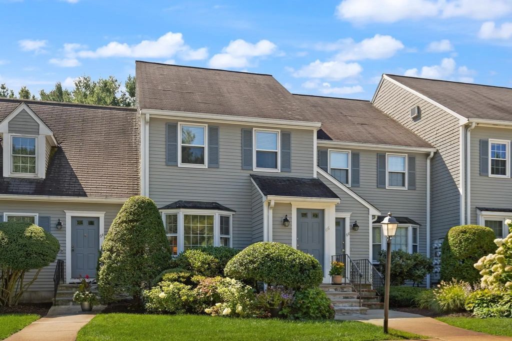 66 Village Street #66, Easton