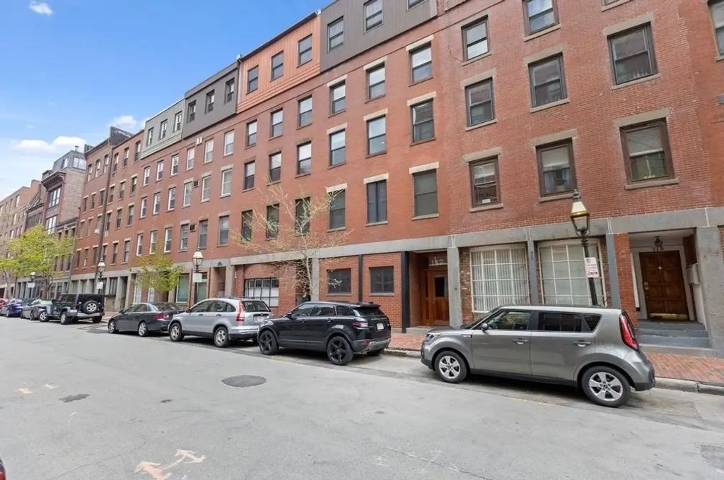117 Fulton St #2, Boston