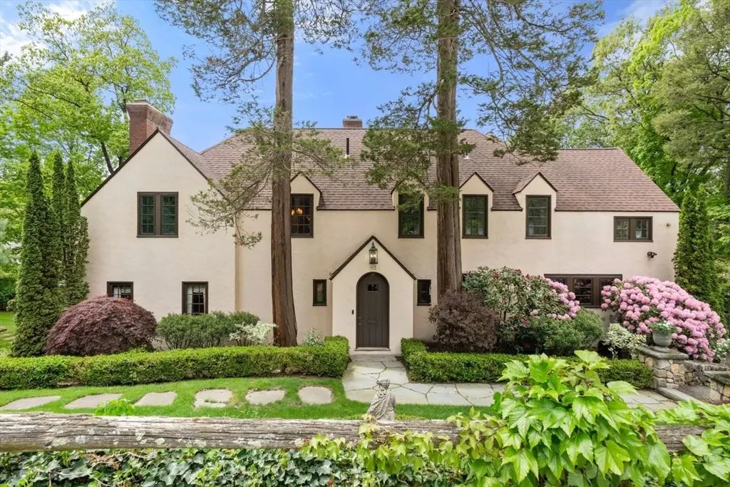 85 Gate House Road, Newton