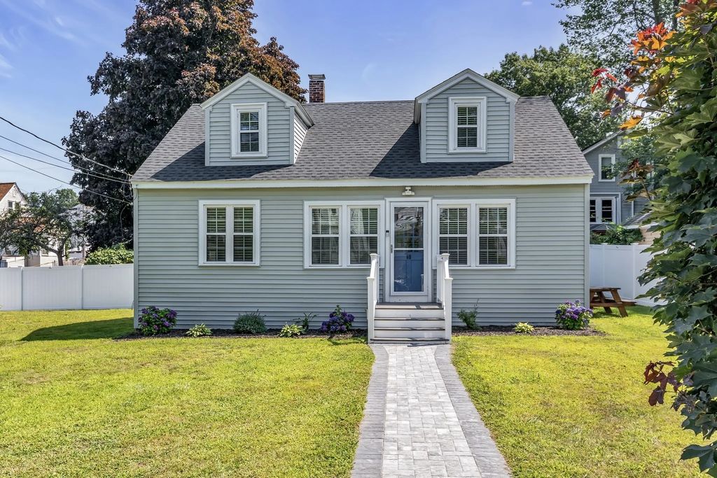 90 Gilbert St, Lawrence