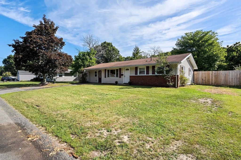 131 Elsie Rd, Brockton