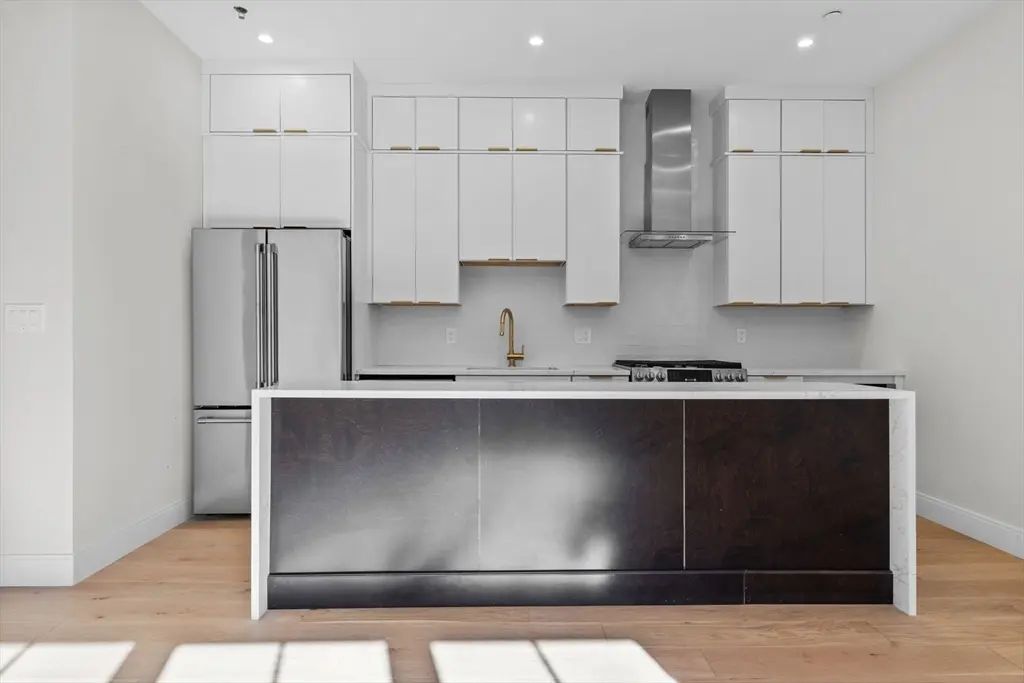 747 Cambridge St #2, Cambridge
