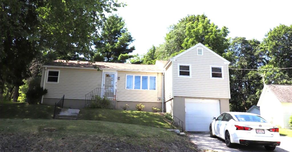 55 Franklin St, West Boylston